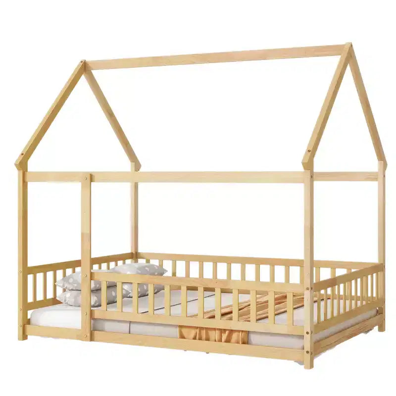 Letto a capanna a grandezza naturale, legno naturale, letto a pavimento con recinzione e tetto, 1 bambino
