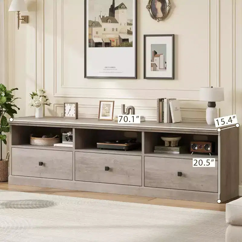 Mobile porta TV moderno stile Mid-Century da 70" – Bianco antico / Grigio / Legno, 3 cassetti e ripiani aperti